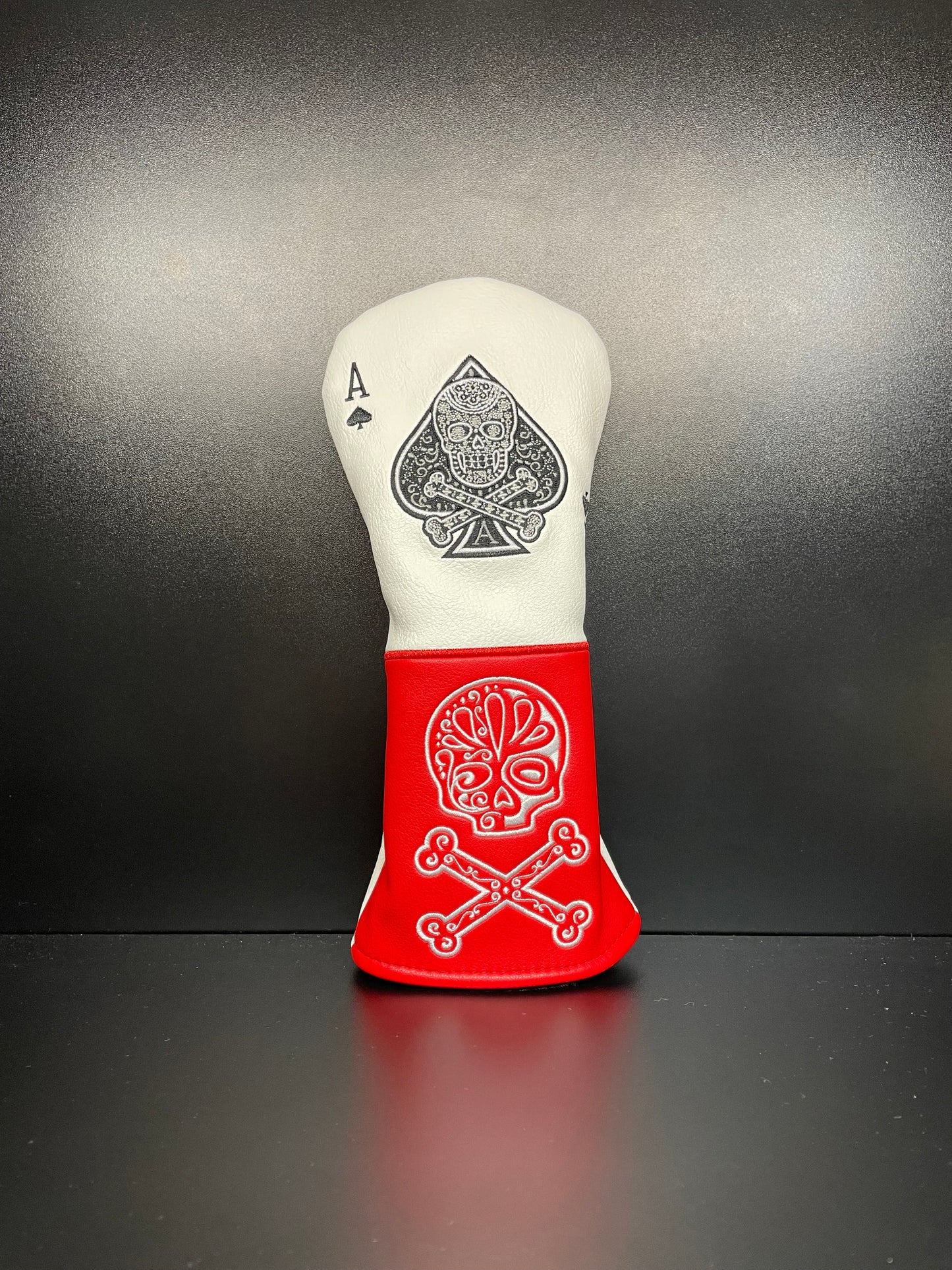 Funda de palo de golf Rebel Skull &amp; Crossbones