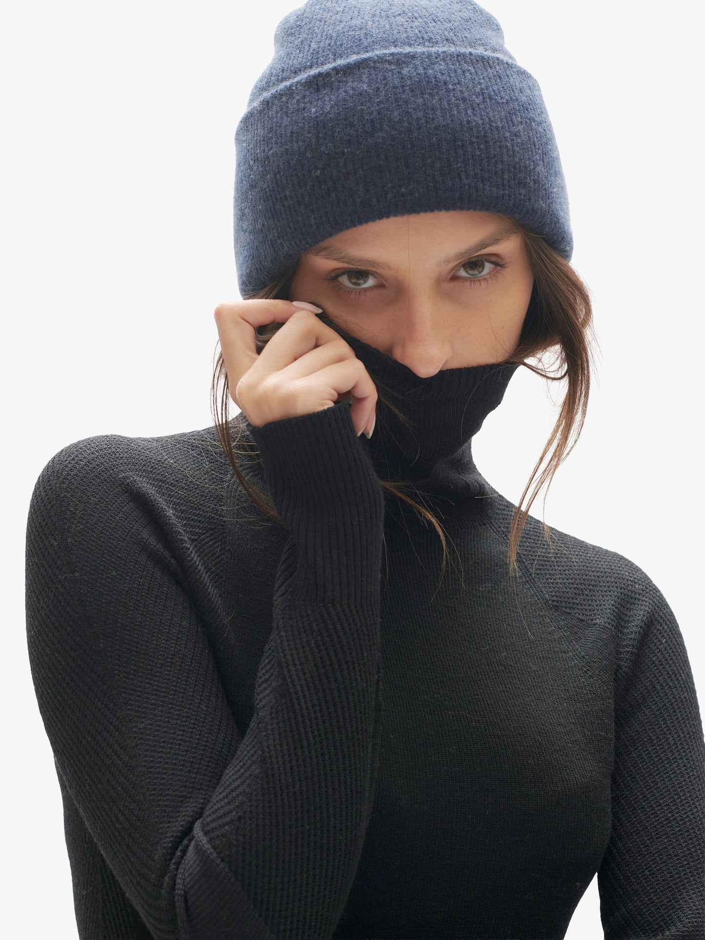 Suéter Airwarm de Cuello Alto - Negro