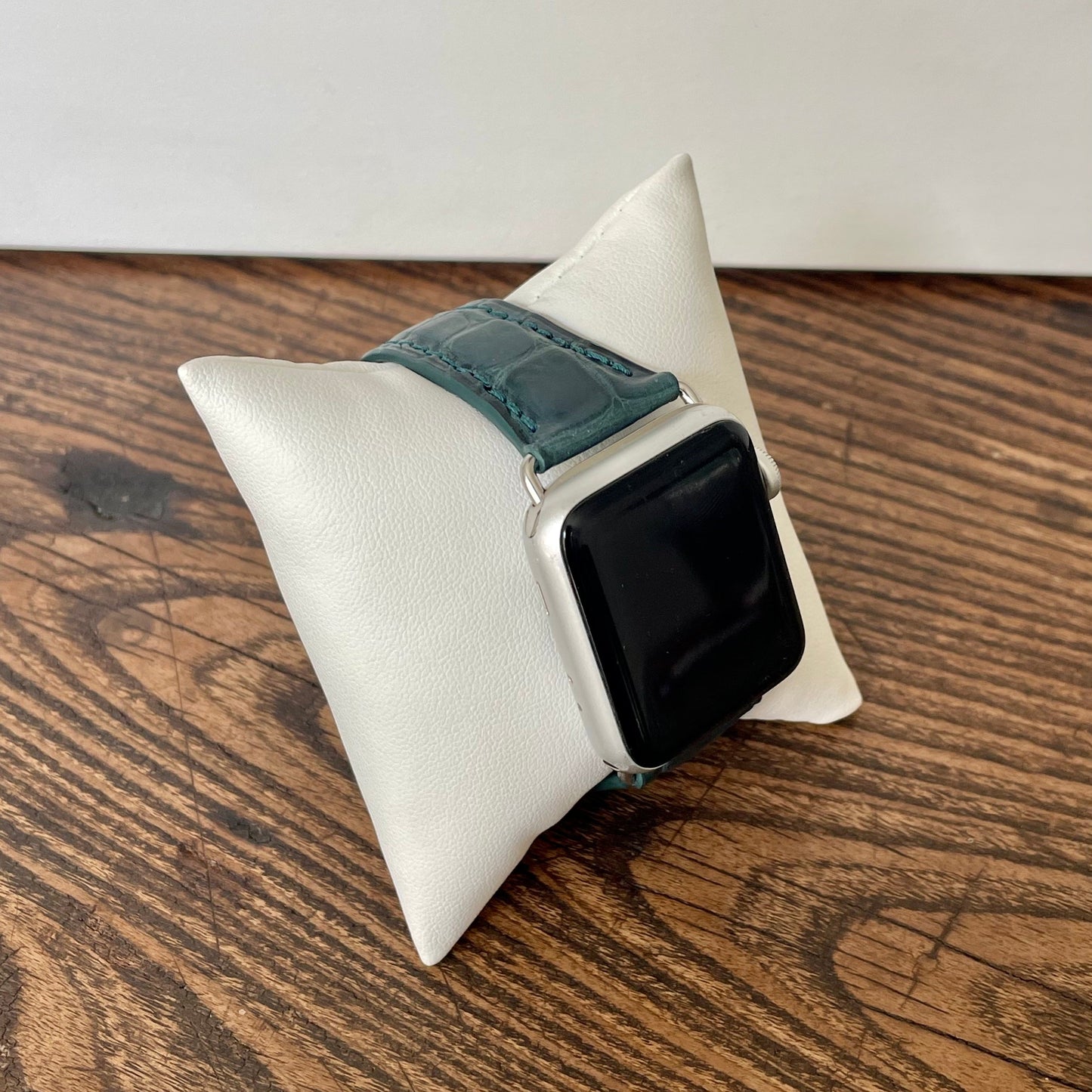 Algae Matte Alligator Apple Watch Band