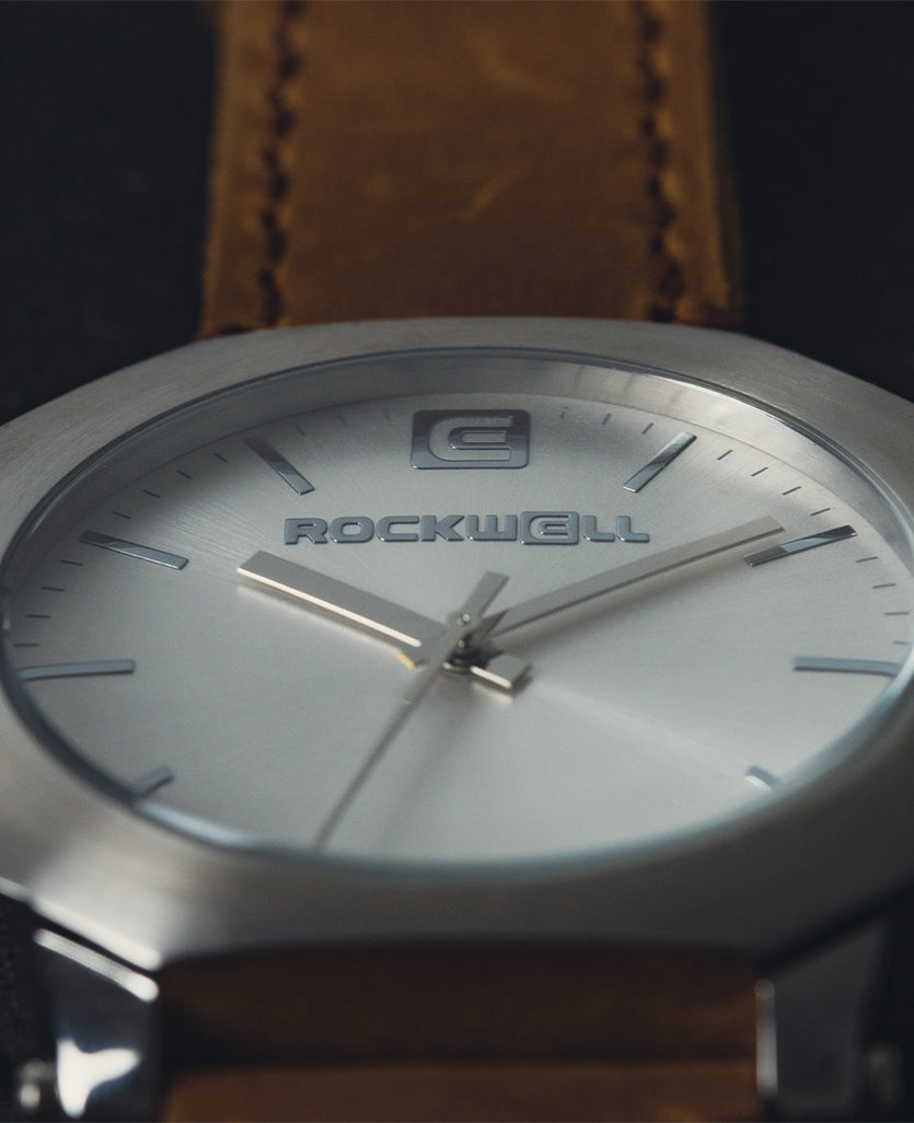 Apex Silver Watch - Stylish and Durable Timepiece