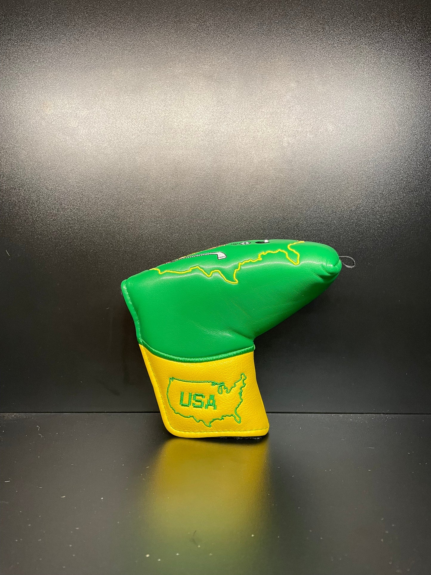 Couvre-putter élégant inspiré des Masters