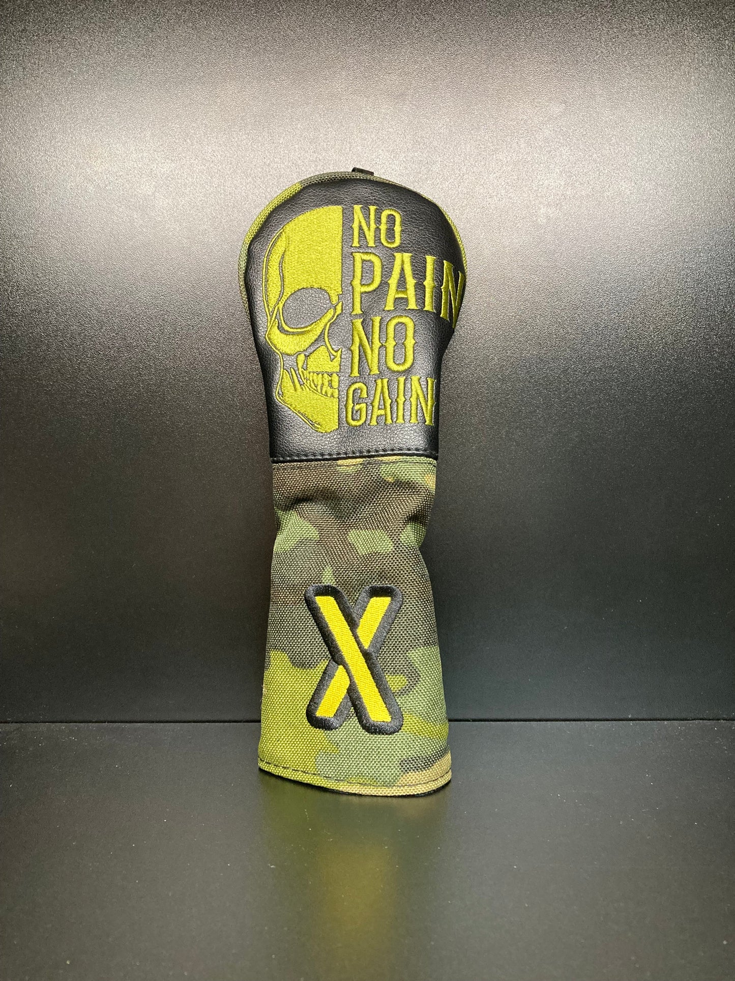 Funda de palo de golf con camuflaje de inspiración militar
