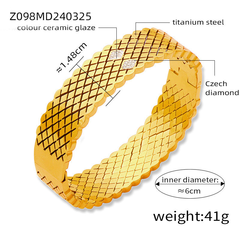 Fashion metal titanium steel bracelet with female geometric design and diamond studded spring buckle bracelet - Korvel