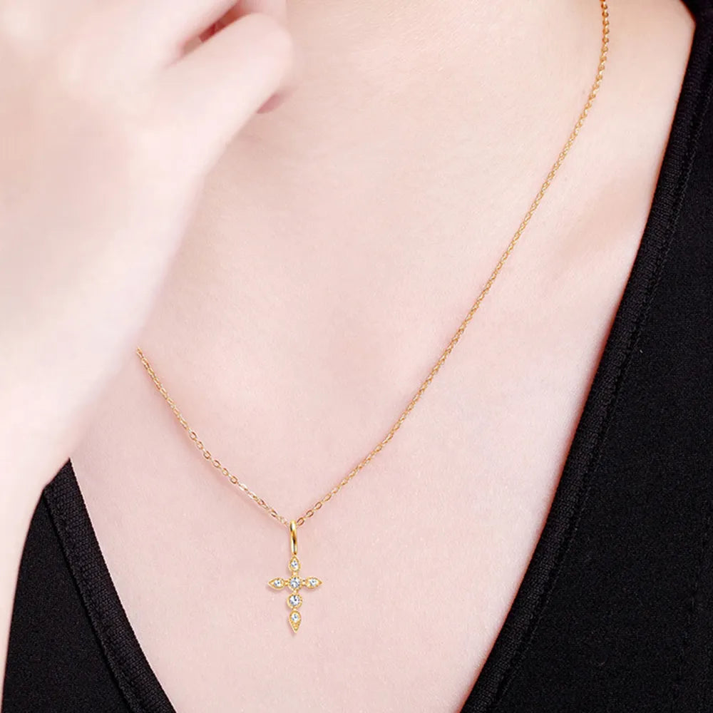 925 Sterling Silver Moissanite Cross Pendant Necklace - Korvel