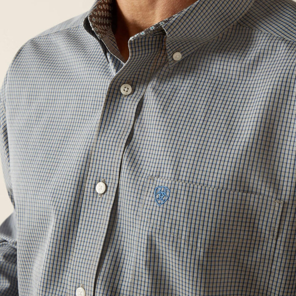 Ariat Men's Classic Fit Long Sleeve Plaid Shirt - Korvel