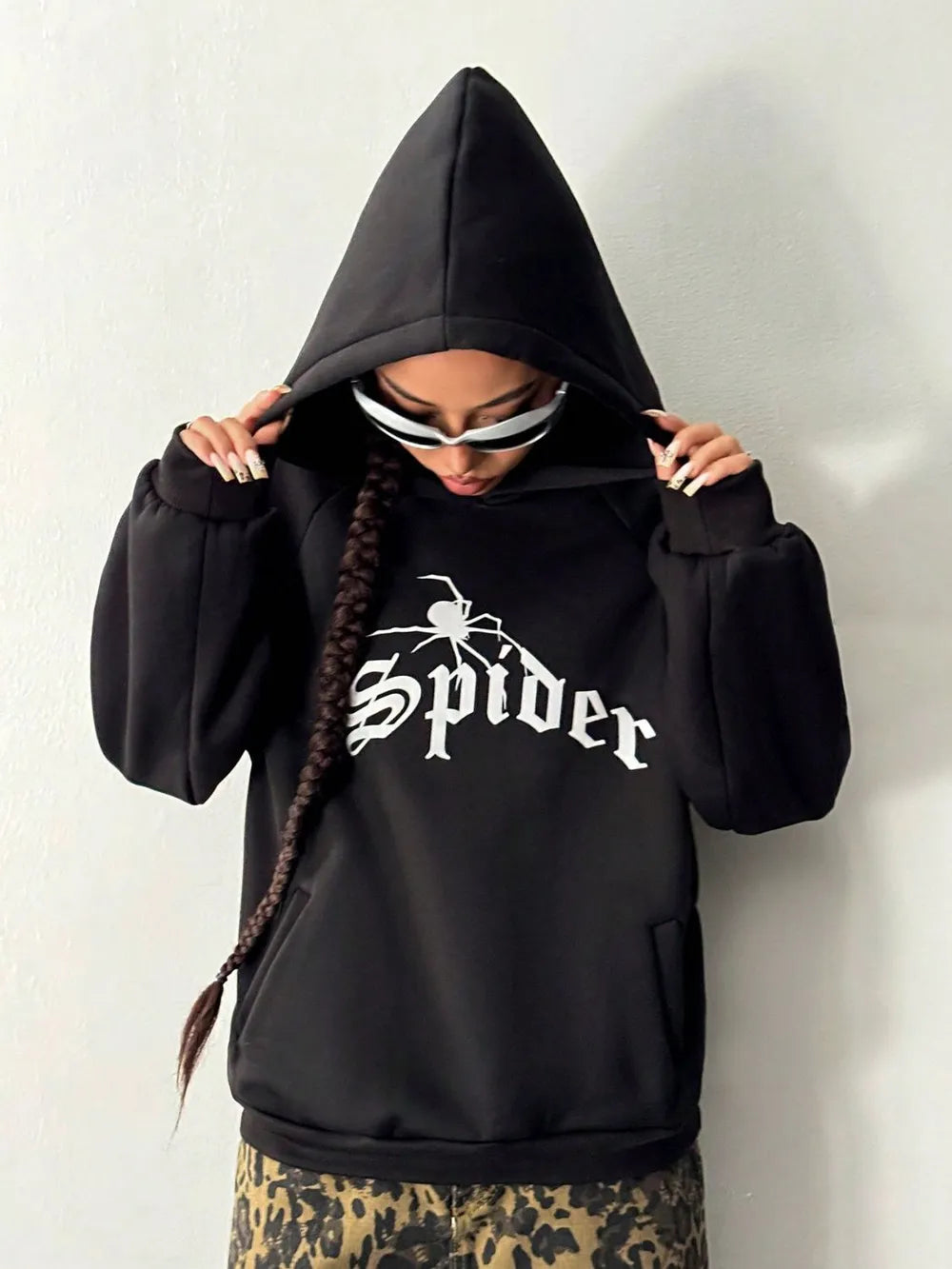 Long Sleeve Hoodie with Kangaroo Pocket - Korvel