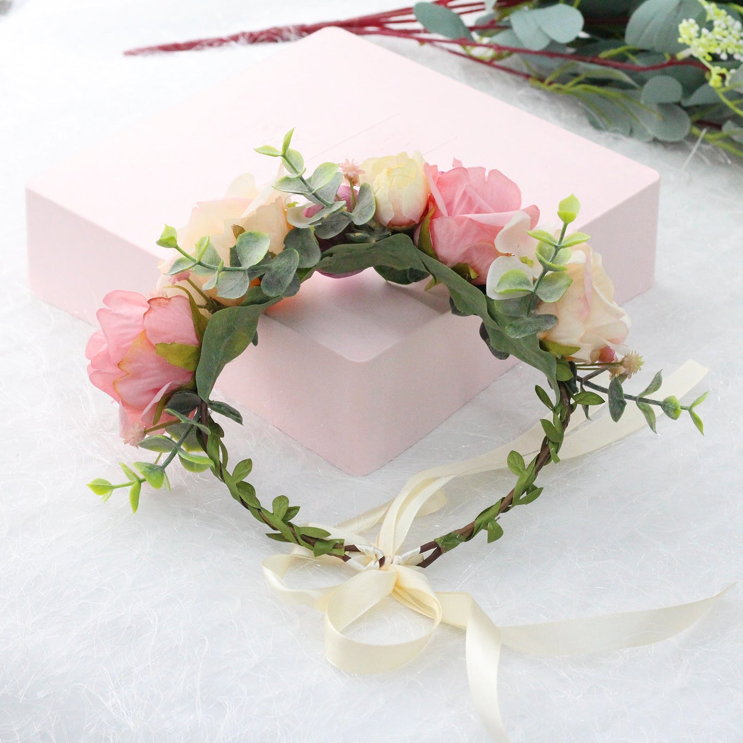 Spring and summer flower garland headwear simulation rose crown water grass headband bride travel photography hair accessories - Korvel