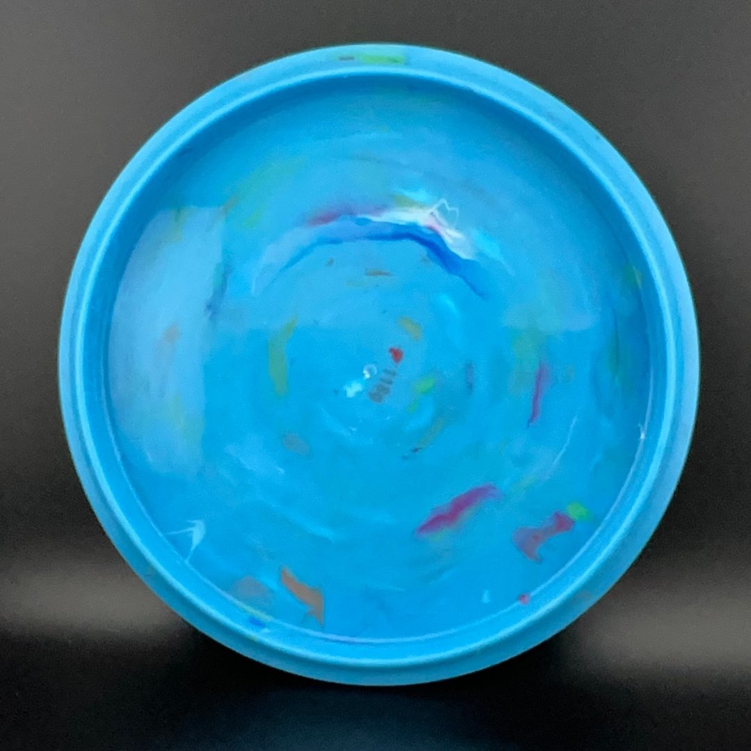 Lightweight Jawbreaker Buzzz Disc Golf Disc