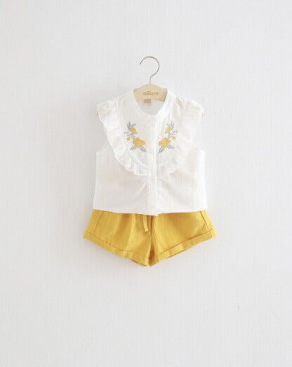 INS Children's Clothing Girls Embroidered Flowers Ruffled Lace Sleeveless Shirt Two-Color Shorts Set - Korvel