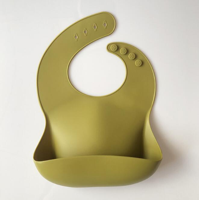 Bibs de alimentación de silicona a la moda para recién nacidos