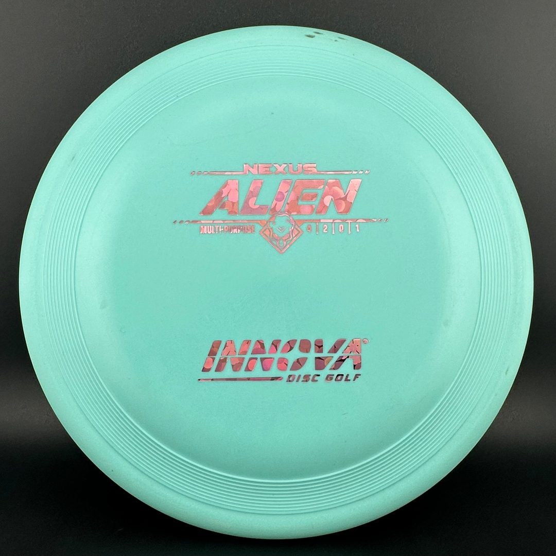 Nexus Alien Disc Golf Putter