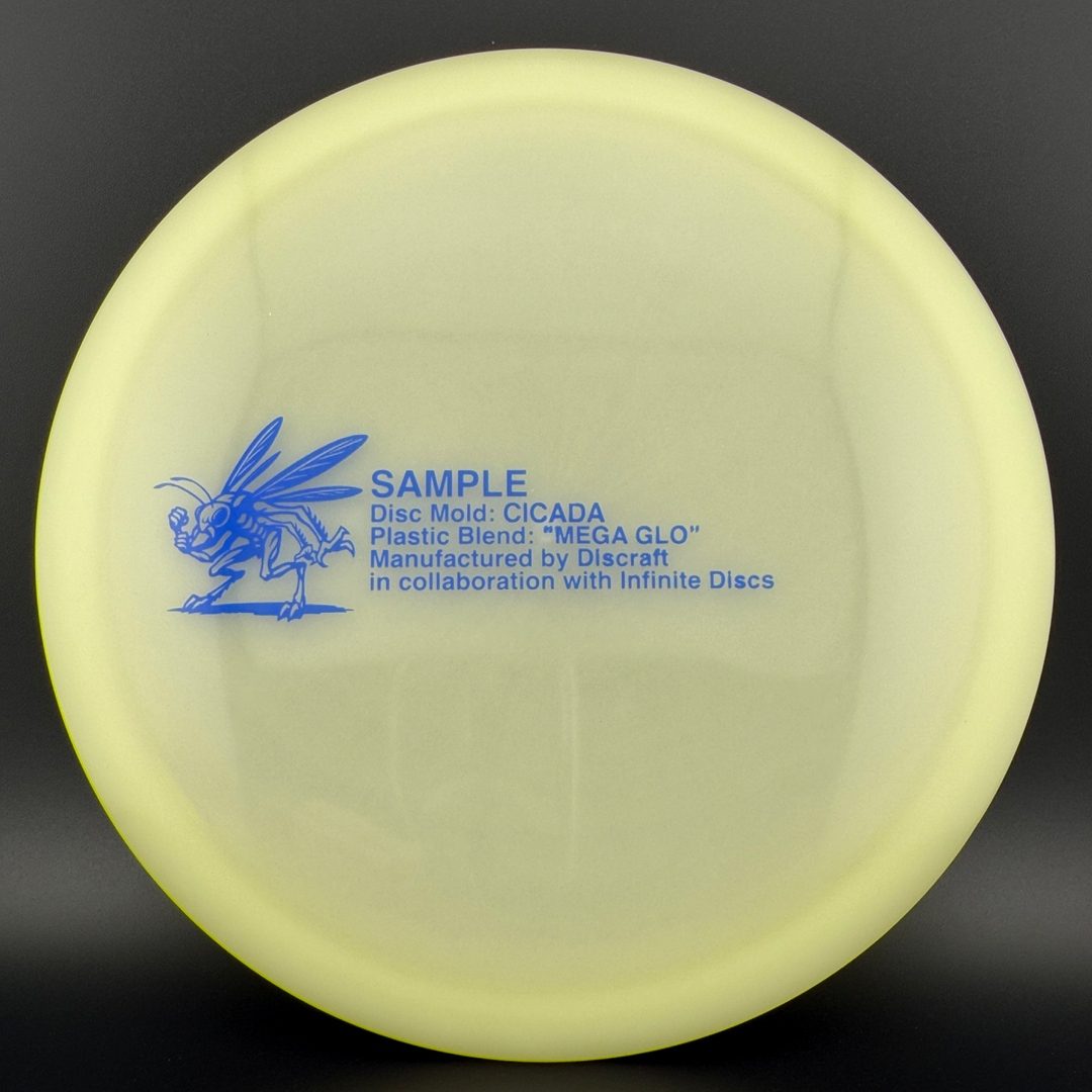 Mega Glo Cicada - Disque de Disc Golf Premium