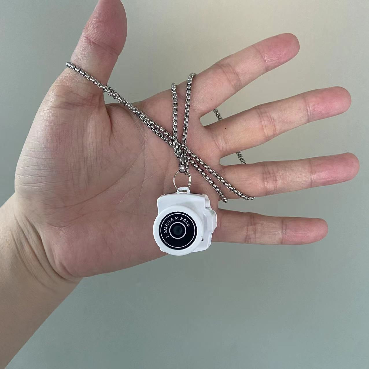 Compact HD CCD Necklace Camera for Students and Travelers
