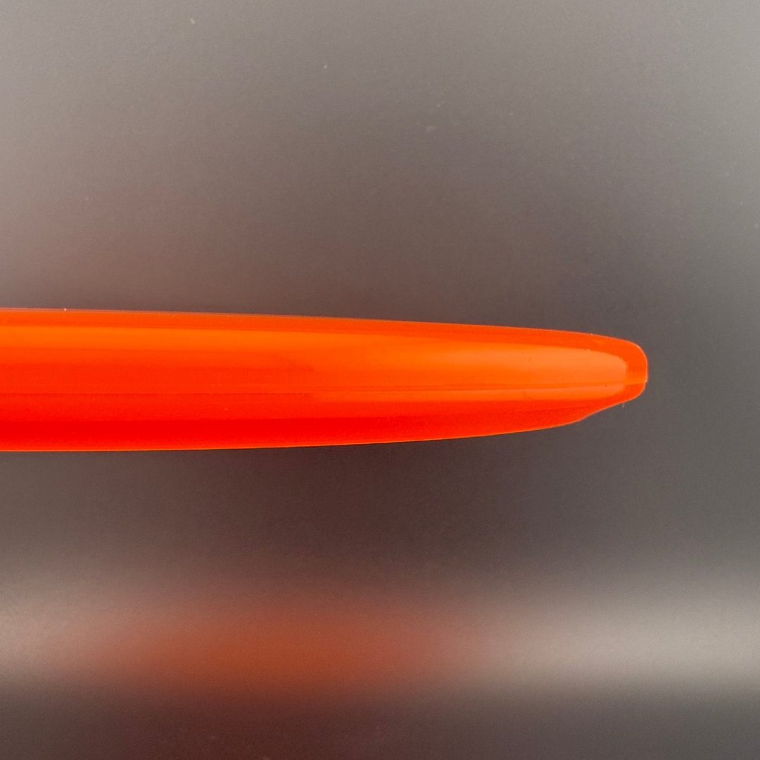 Champion Caiman F2 Disc - Midrange de Précision pour le Disc Golf