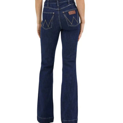 Bailey Fit High Rise Trouser | Wrangler Women's Collection - Korvel