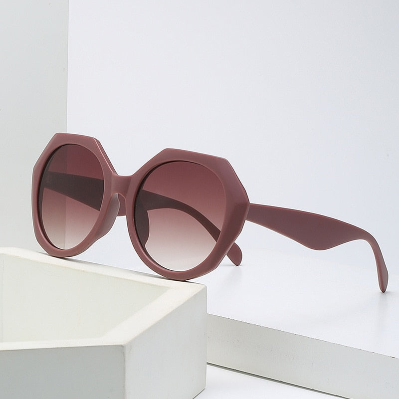 Trendy Irregular Frame Sunglasses for Women