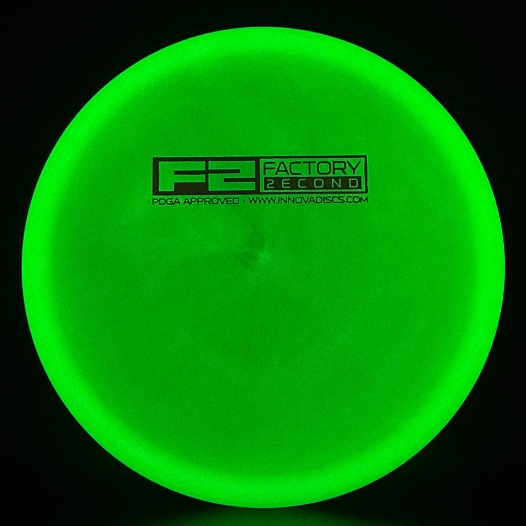Classic Glow Champion Mako3 - F2 Disque de Disc Golf