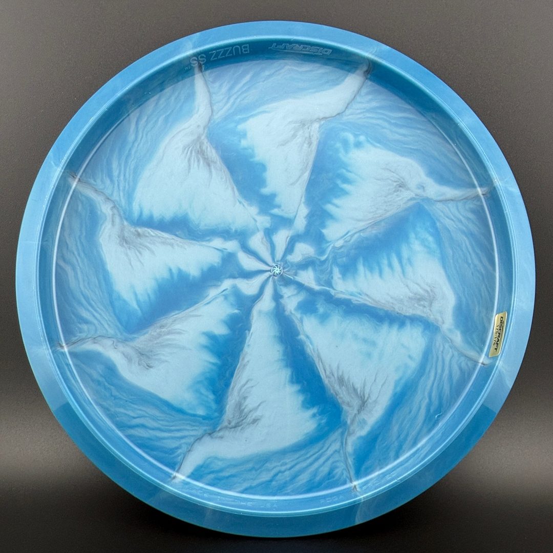 Swirl ESP Buzzz SS - Colaboración de Ezra Robinson y Ezra Aderhold