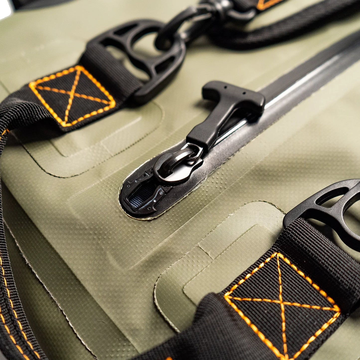 MUCTAC - MUCSAC 60L/40L Waterproof Duffle Bag with Backpack Straps, Air-Tight, Heavy Duty - Korvel