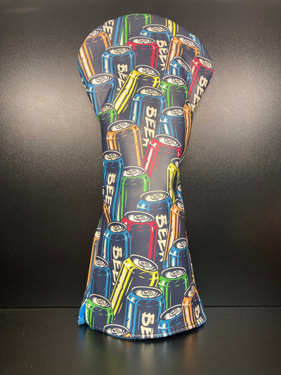 Couvre-club de golf avec collage de canettes de bière colorées