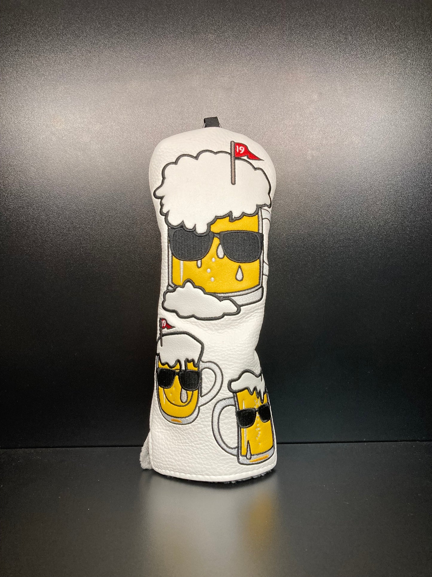 Cheers to Golf: 19th Hole Beer Headcover