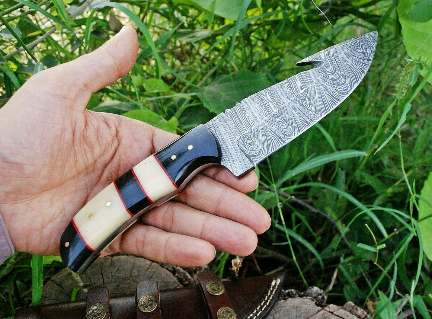 Premium Custom Damascus Steel Guthook Hunting Knife - Korvel