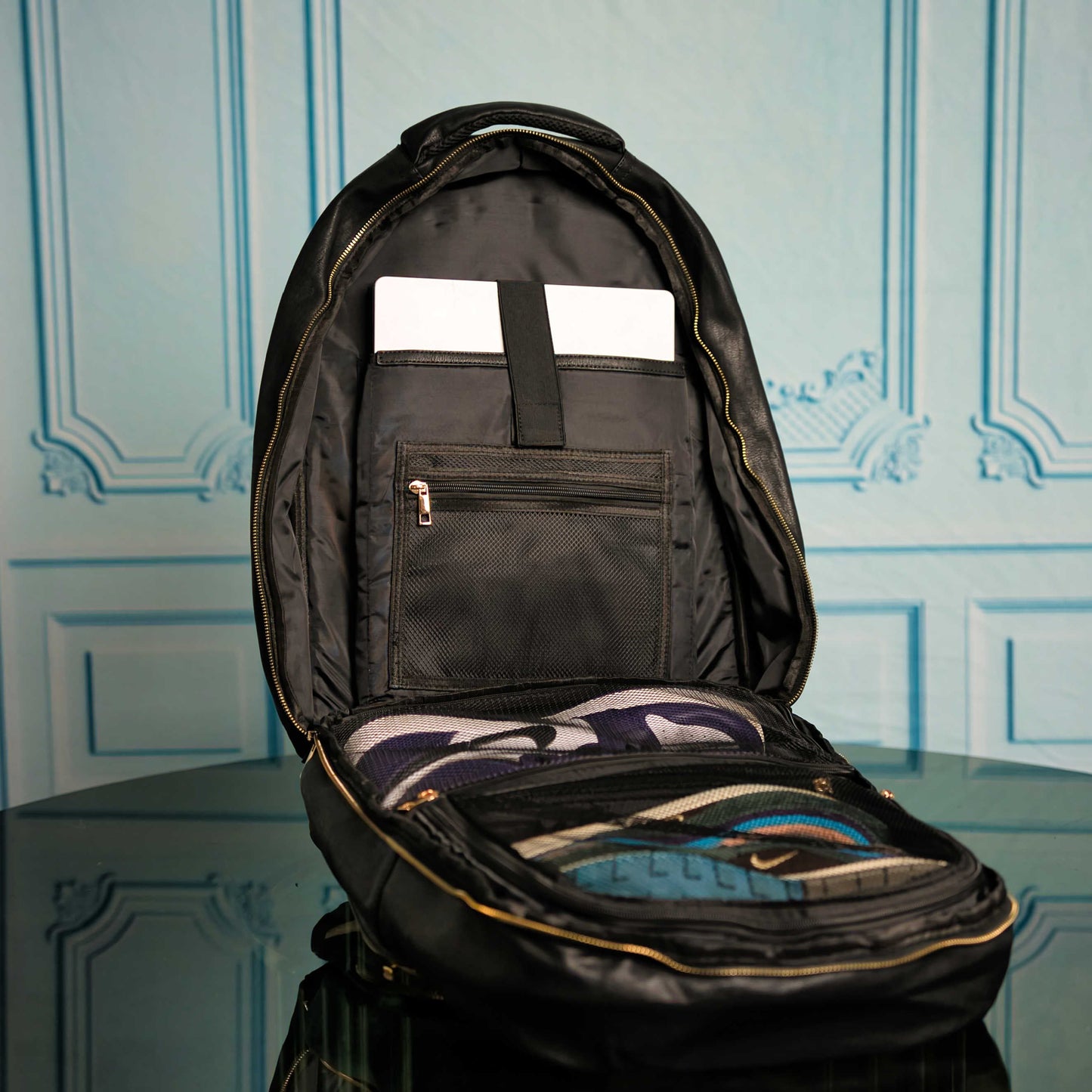 Bolso de viaje de cuero negro