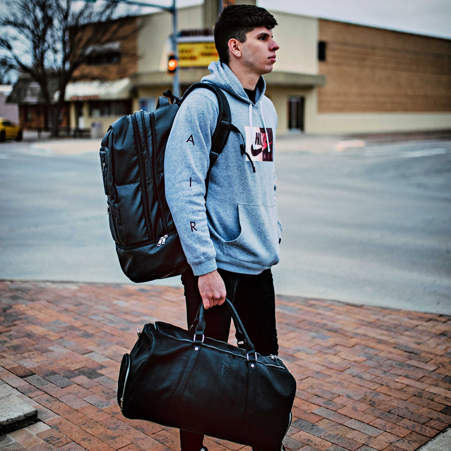 Sac à dos de voyage en cuir noir - Édition limitée