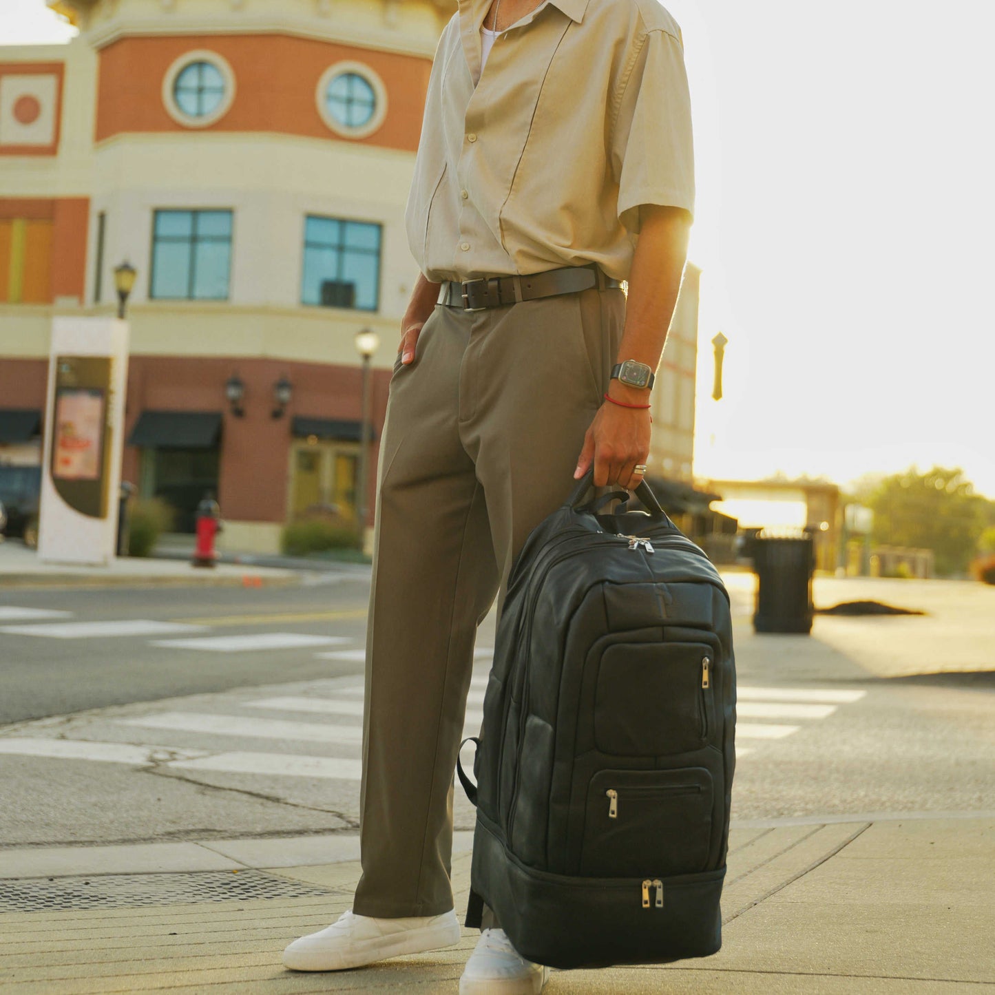 Sac à dos de voyage en cuir noir - Édition limitée