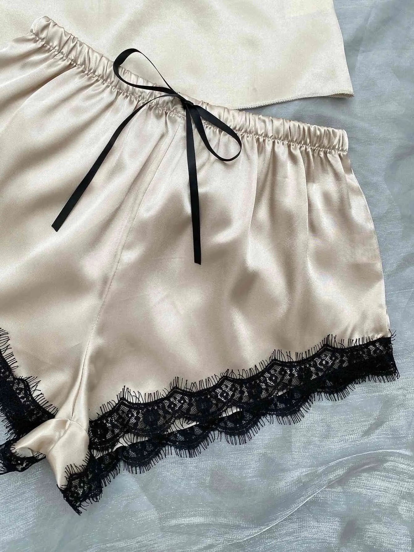 Ensemble de Pyjama Rêves en Dentelle
