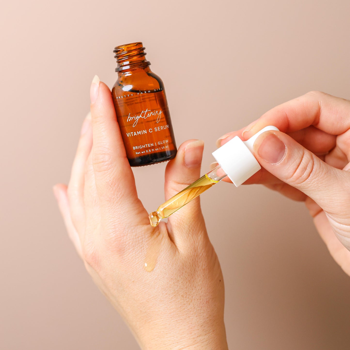 Radiance Boosting Face Serum with Vitamin C