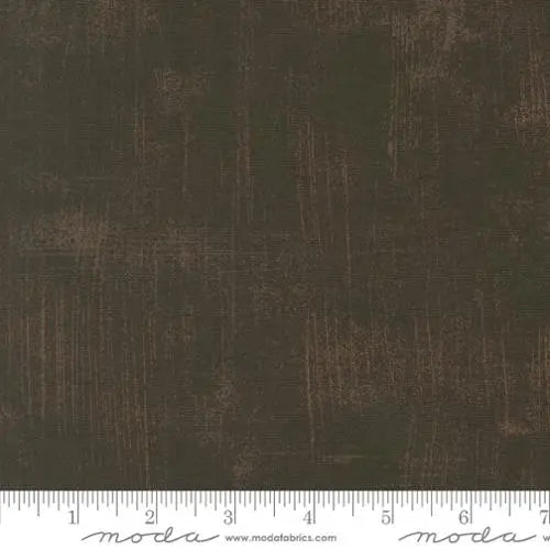 Tissu Grunge Brown Soil Acorn Hollow - 44"/45" par yard