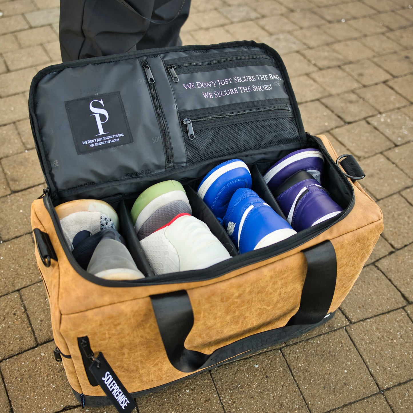 Bolsa de deporte de cuero marrón
