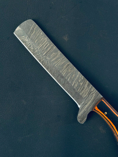 Premium Bull Cutter Knife | Exquisite Damascus Steel with Pakkawood Handle - Korvel