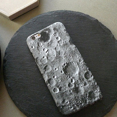 Coque iPhone X Texture Surface Lunaire - Housse de Protection Premium