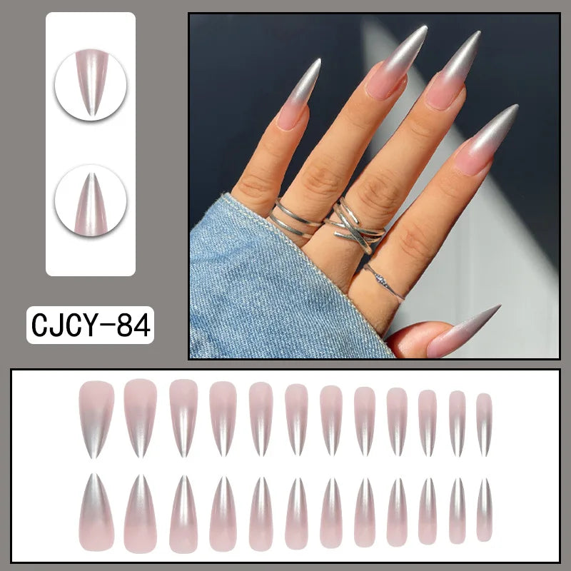 24 unghie finte in ABS con motivo a spillo lungo 1 gel di gelatina 1 lima per unghie a colori casuali per l'uso quotidiano - Korvel