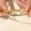 Bracelet en acier titane élégant pour femmes