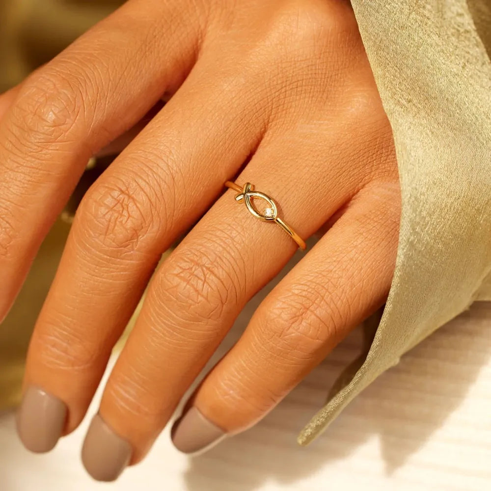 925 Sterling Silver Inlaid Zircon Fish Ring - Korvel