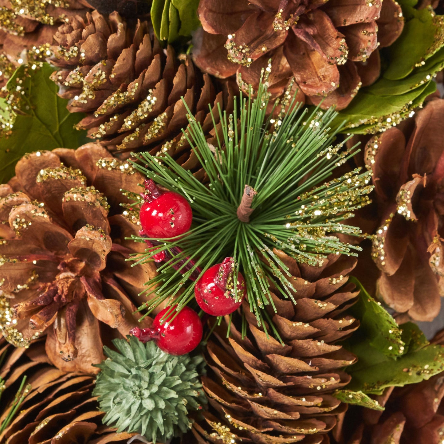 *CLEARANCE SALE* 18.5'' PINE CONE WREATH - Korvel