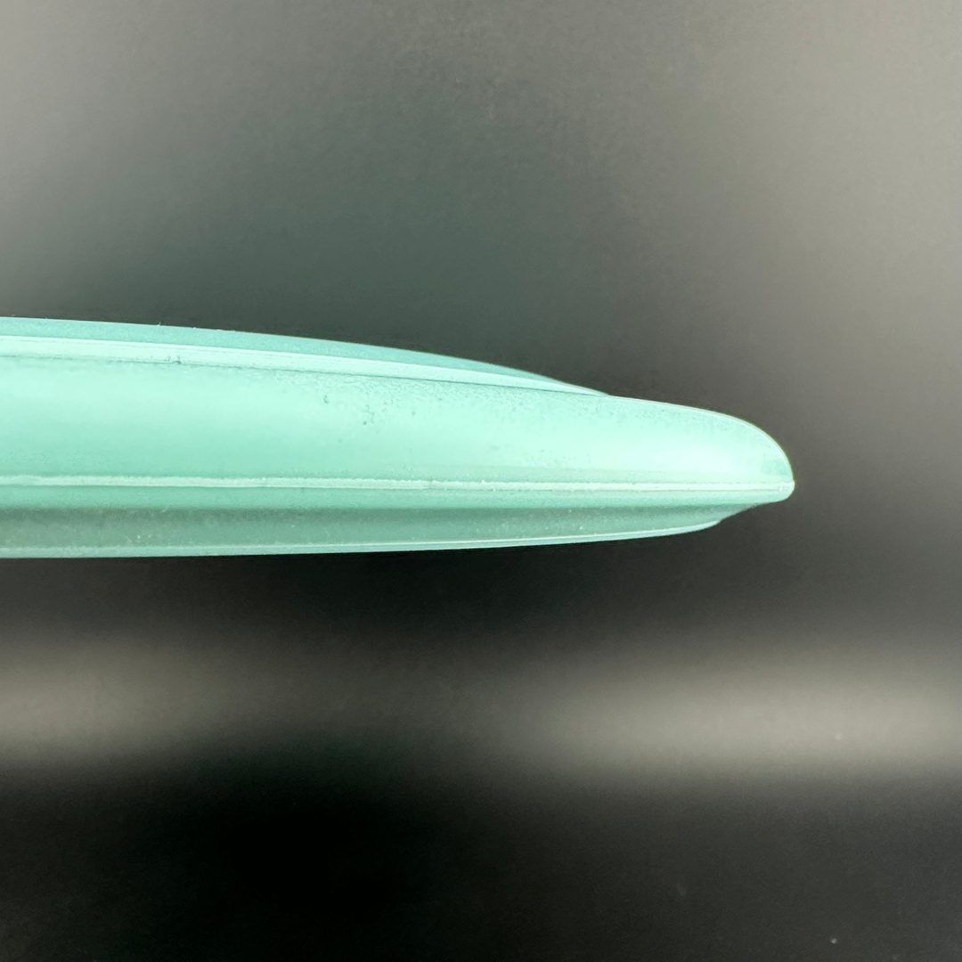 Nexus Alien Disc Golf Putter