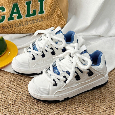 Trendy White Sneakers for Men and Women