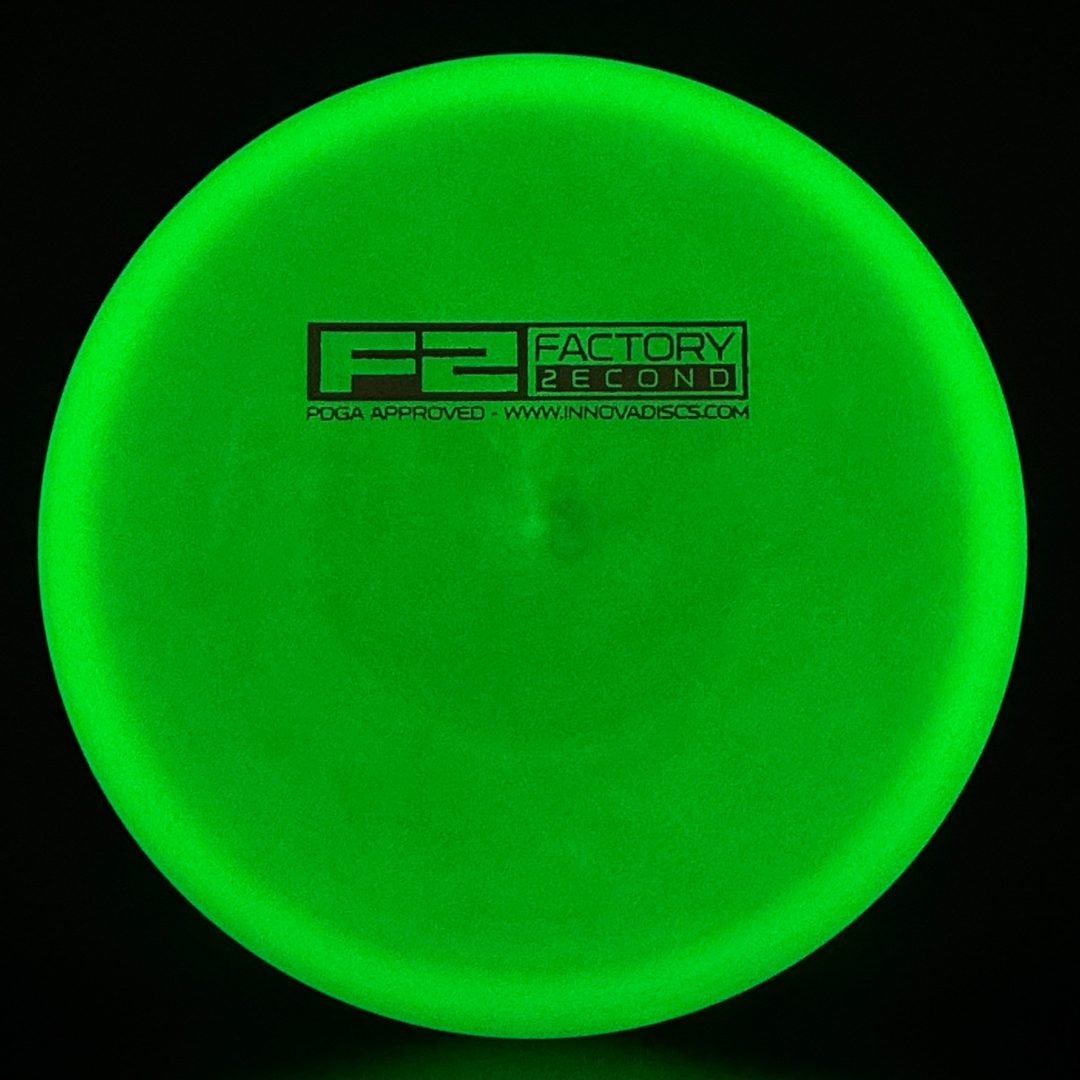 Classic Glow Champion Mako3 - F2 Disque de Disc Golf