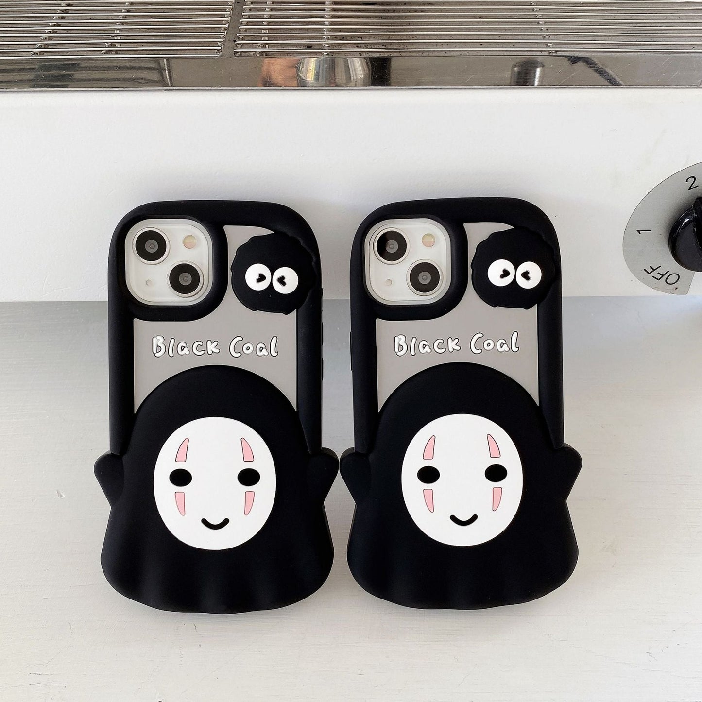Premium Silicone Mobile Phone Case for iPhone 12/13/14 Series