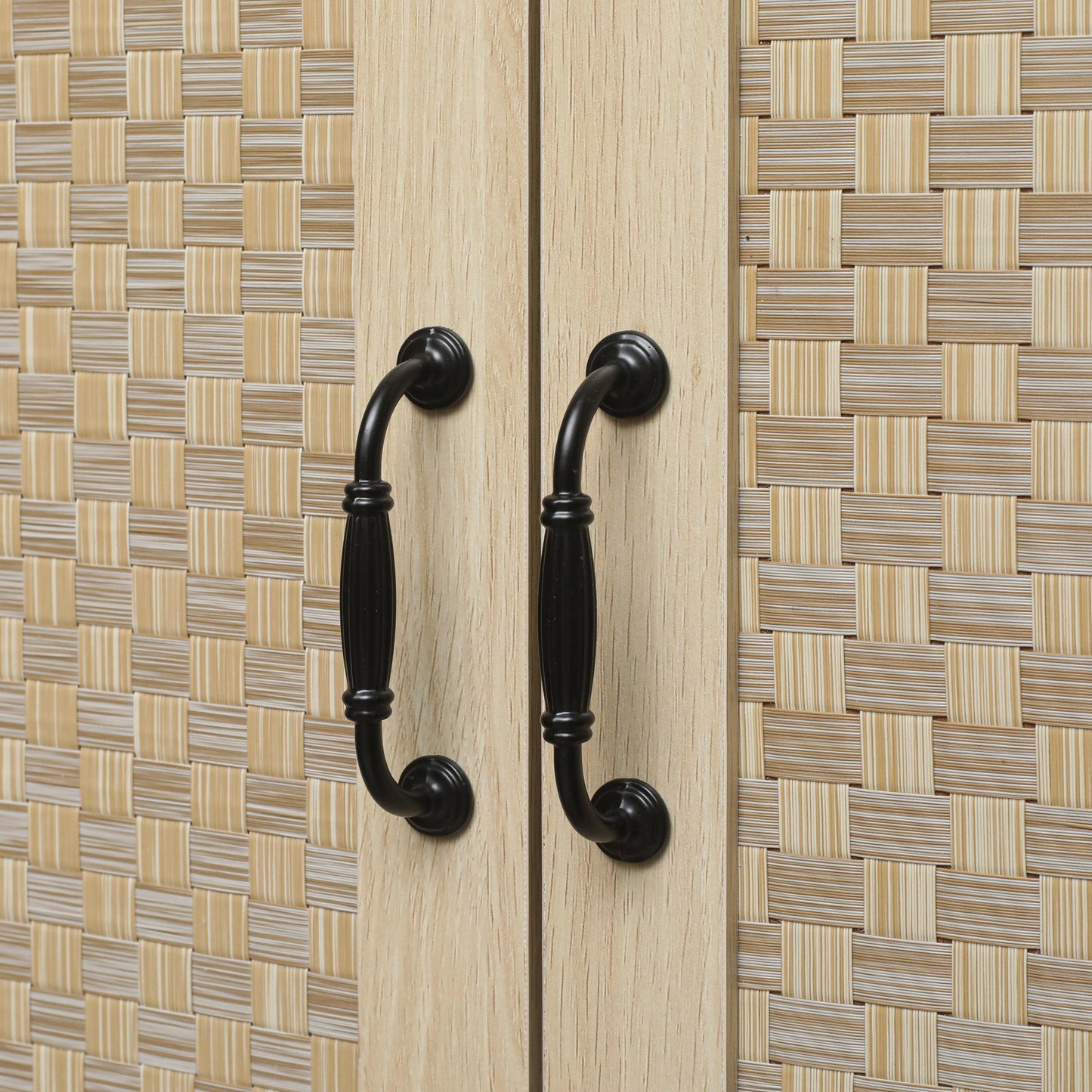 Buffet 4 Portes en Rotin - Cabinet de Rangement Élégant