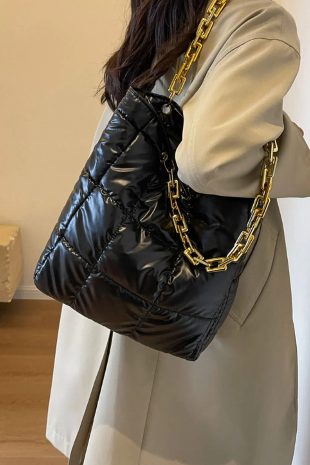 Bubble Texture Chain Handbag - Korvel