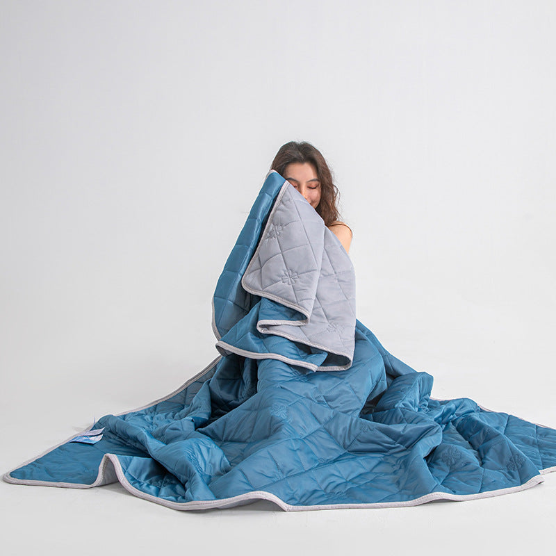 Grade A Cooling Blanket: Soft, breathable, king/queen size, summer lightweight cool comforter. - Korvel