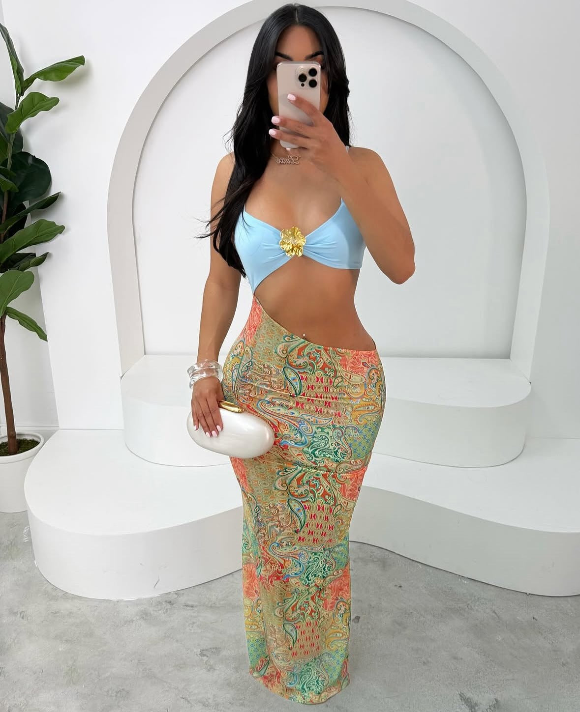 Robe longue sans bretelles et dos nu pour femmes élégante