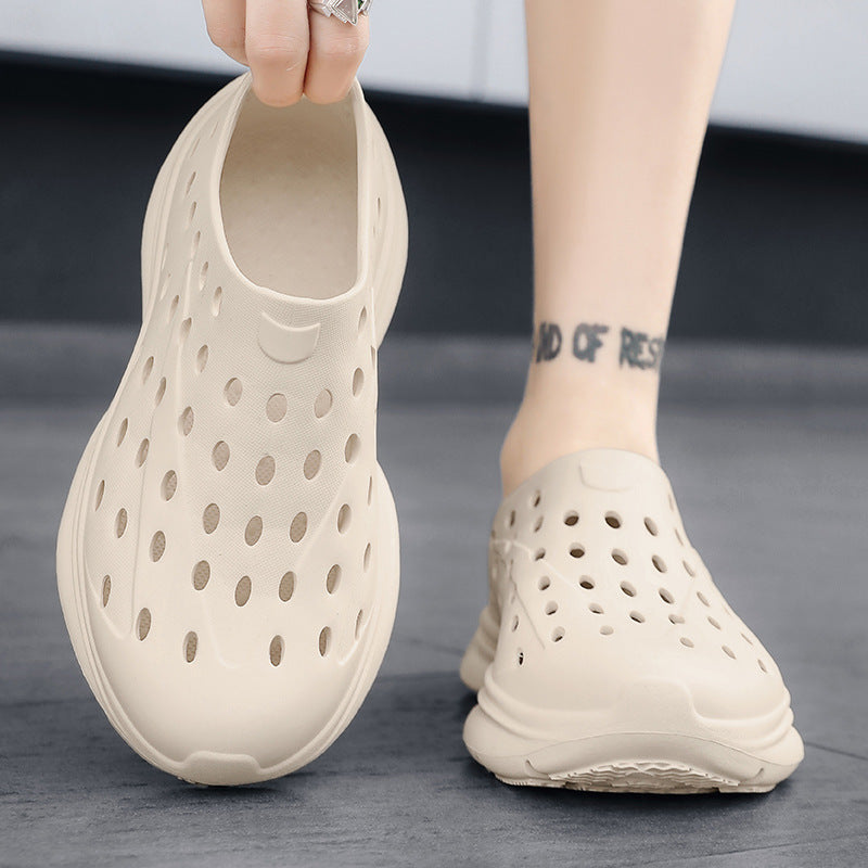 Hollow hole shoes for men one foot sandals fashionable and casual soft soled toe wrapped beach shoes - Korvel