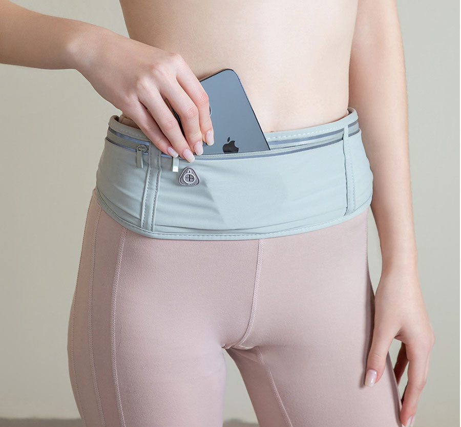 Running waist bag, sports bag, mobile phone storage, three pockets, lightweight, close fitting, non shaking, outdoor fitness, me - Korvel