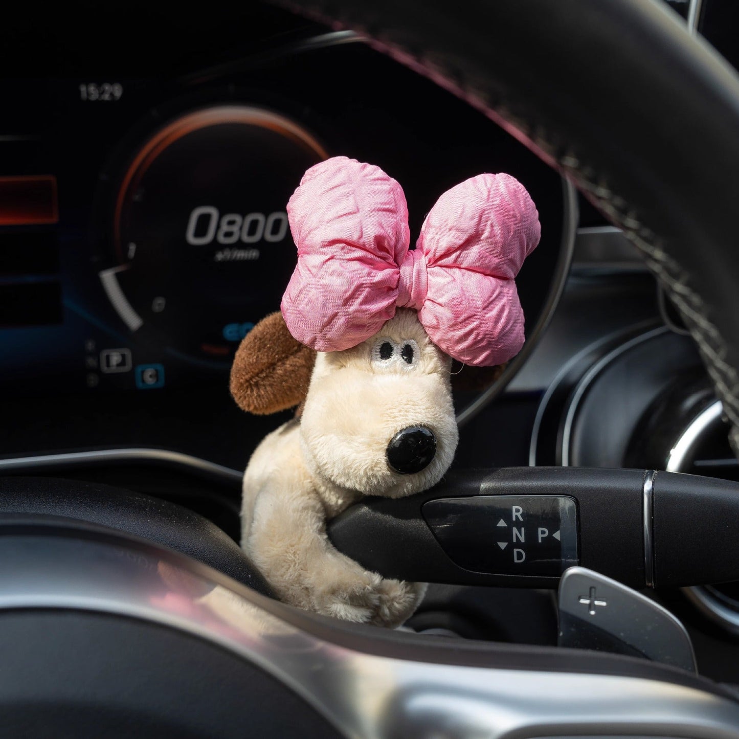 Adorable Adorno de Perro de Peluche para Decoración del Interior del Coche